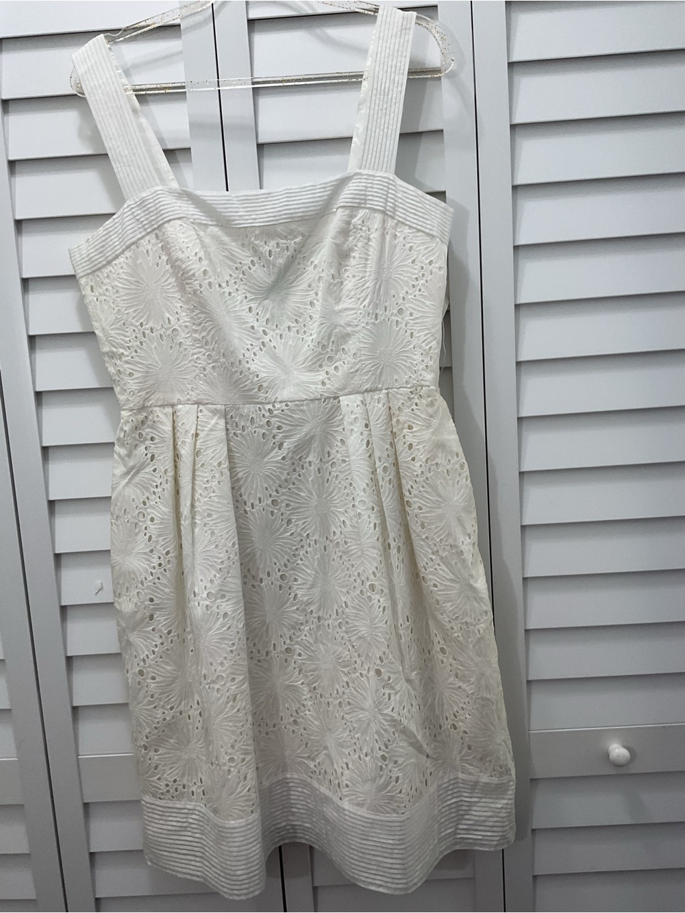 Donna Morgan  NWT White Eyelet  Dress SIZE 14